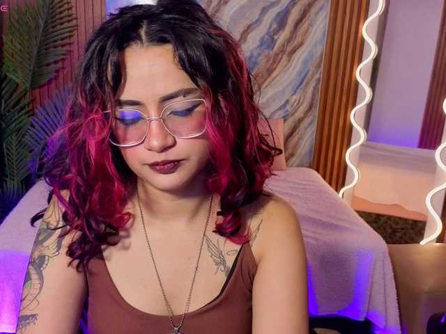 Kristen-tay live cam on BongaCams