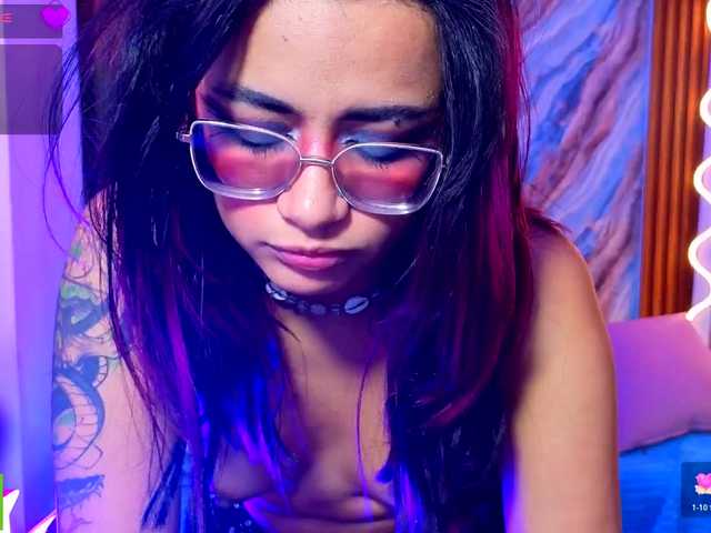 Kristen-tay live cam on BongaCams