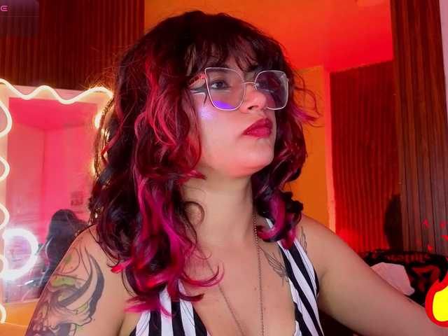 Kristen-tay live cam on BongaCams