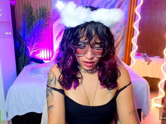 Kristen-tay live cam on BongaCams