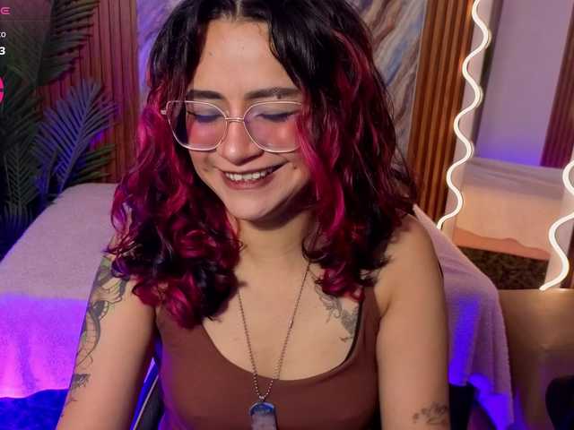 Kristen-tay live cam on BongaCams