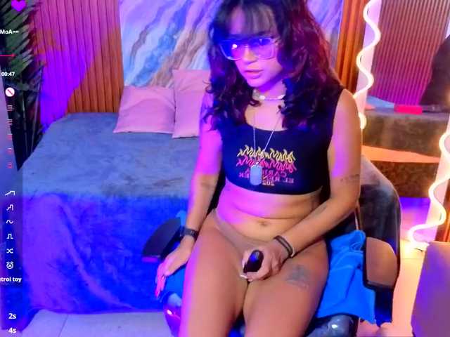 Kristen-tay live cam on BongaCams