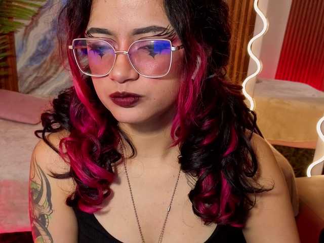 Kristen-tay live cam on BongaCams