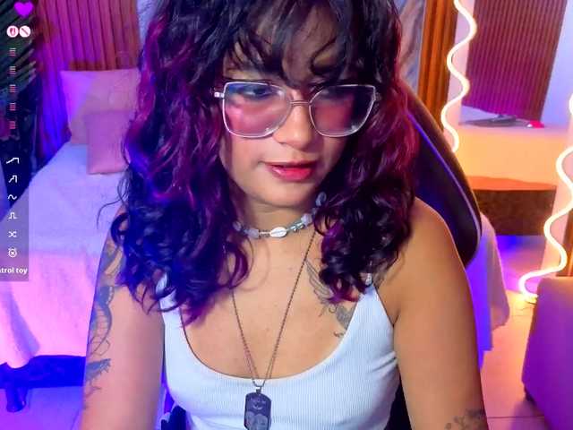 Kristen-tay live cam on BongaCams