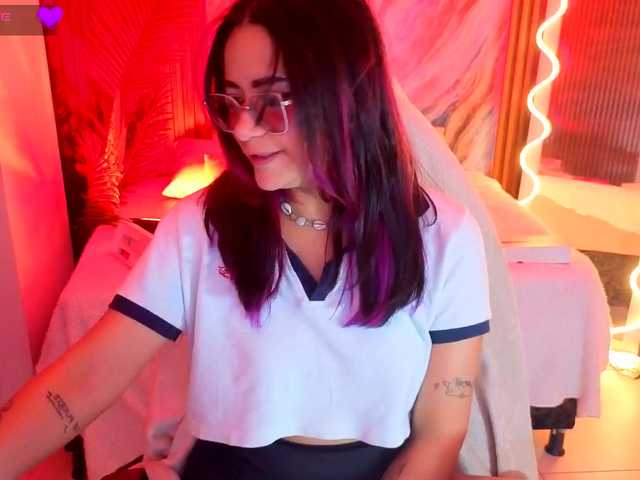 Kristen-tay live cam on BongaCams