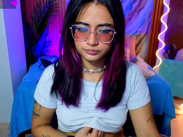 Kristen-tay live cam on BongaCams
