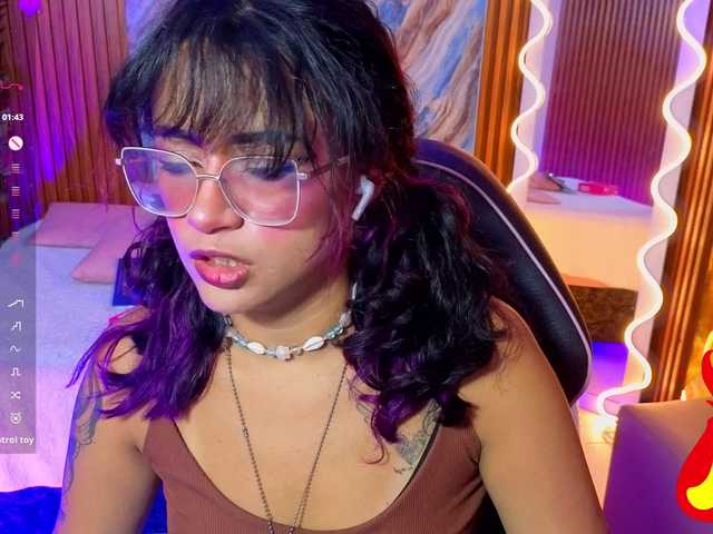 Kristen-tay live cam on BongaCams