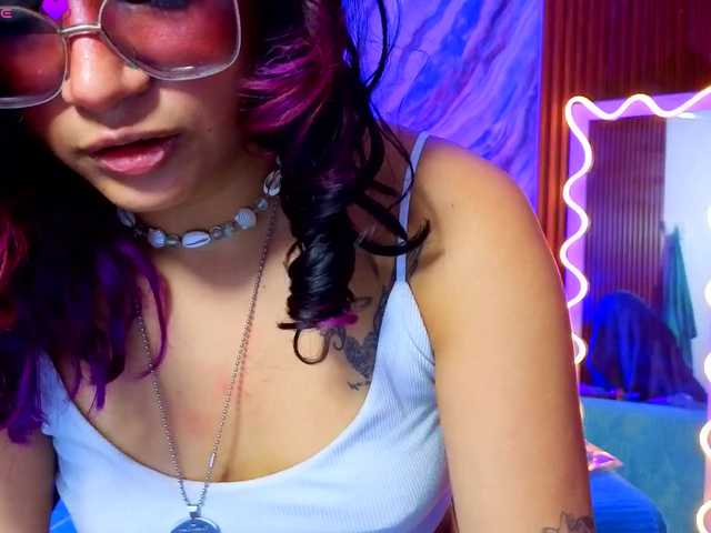 Kristen-tay live cam on BongaCams