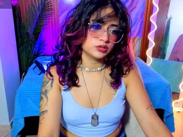 Kristen-tay live cam on BongaCams