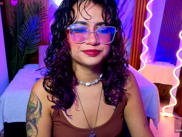 Kristen-tay live cam on BongaCams