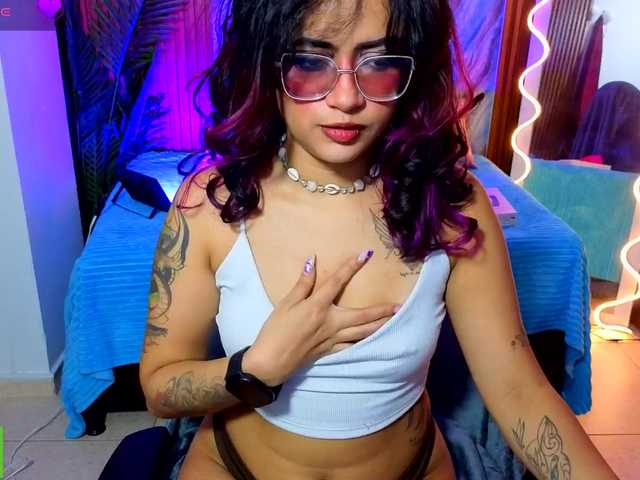 Kristen-tay live cam on BongaCams