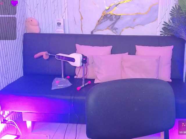 Kristen-tay's BongaCams show and profile