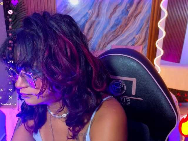 Kristen-tay live cam on BongaCams