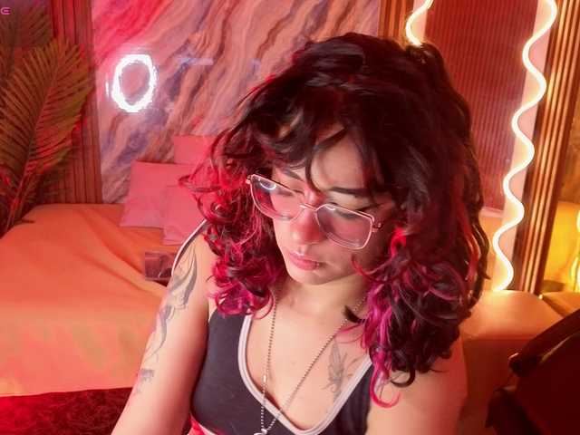Kristen-tay live cam on BongaCams