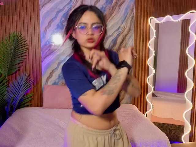 Kristen-tay live cam on BongaCams