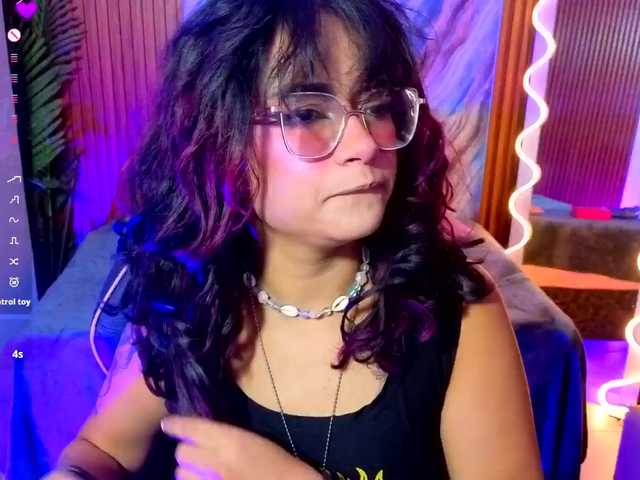 Kristen-tay live cam on BongaCams