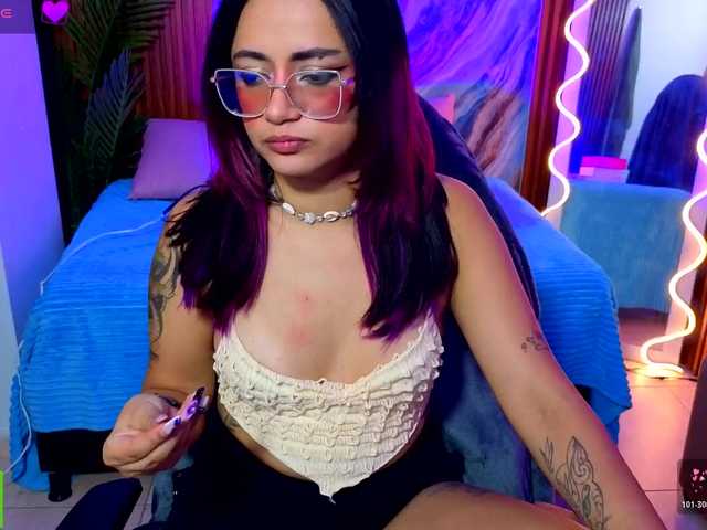 Kristen-tay live cam on BongaCams