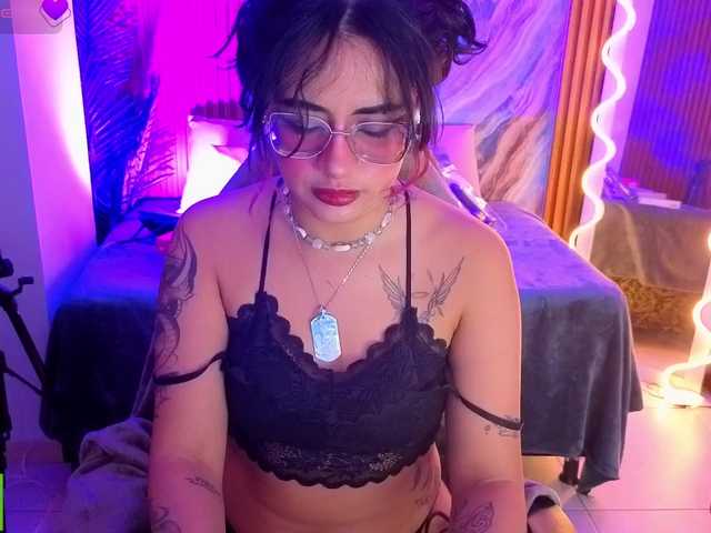 Kristen-tay