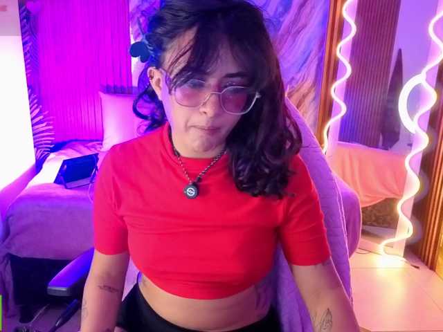 Kristen-tay, live now on BongaCams