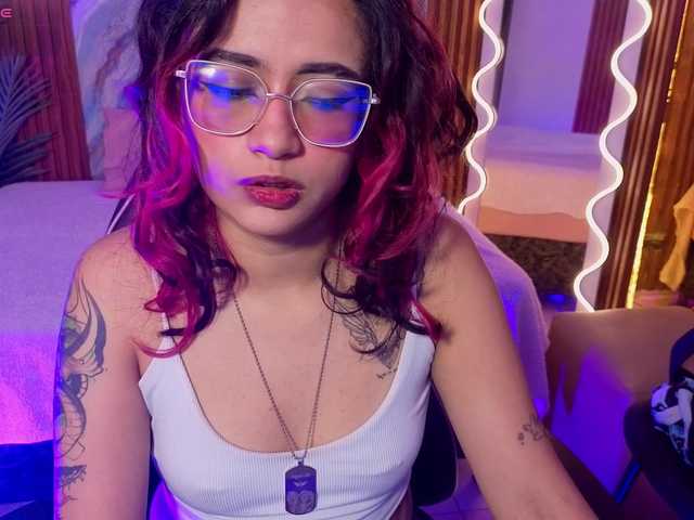 Kristen-tay live cam on BongaCams