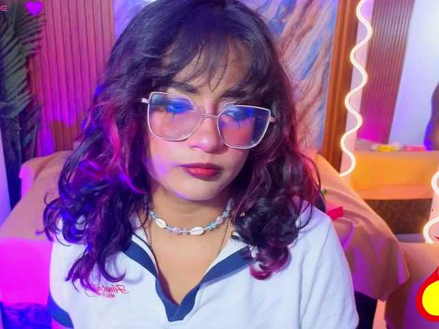 Kristen-tay live cam on BongaCams