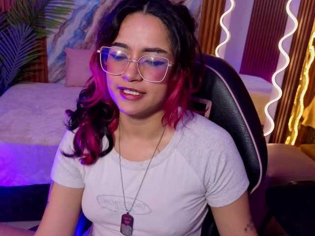 Kristen-tay live cam on BongaCams