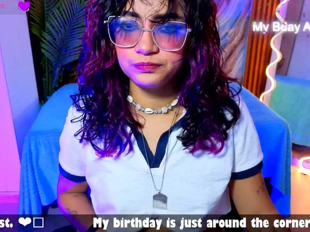 Kristen-tay live cam on BongaCams