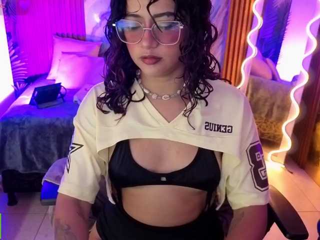 Kristen-tay
