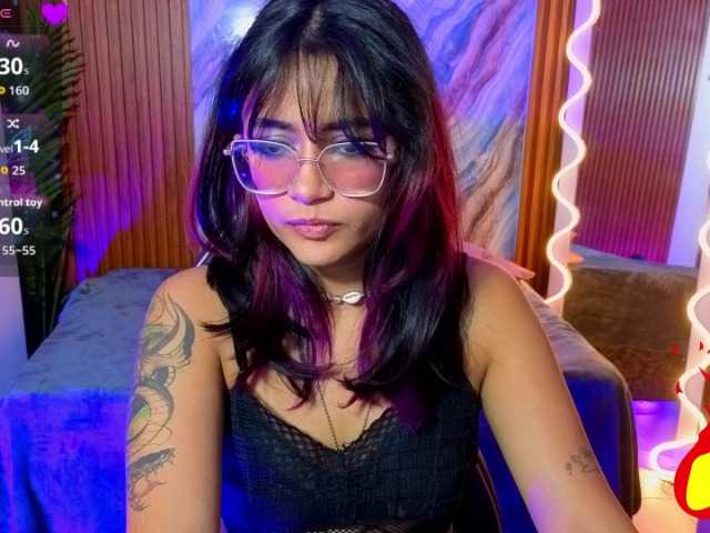 Kristen-tay live cam on BongaCams