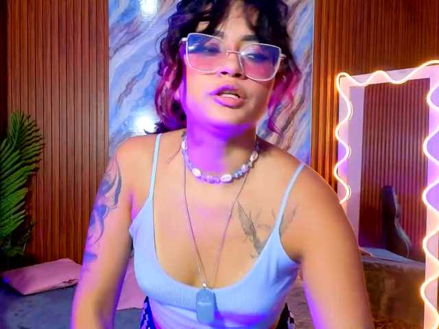 Kristen-tay live cam on BongaCams