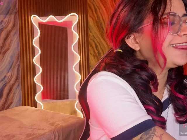 Kristen-tay live cam on BongaCams