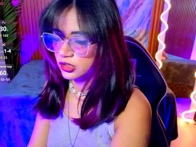 Kristen-tay live cam on BongaCams