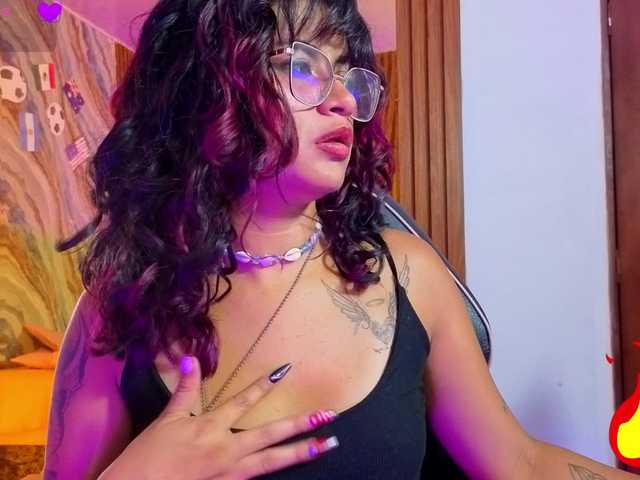 Kristen-tay live cam on BongaCams