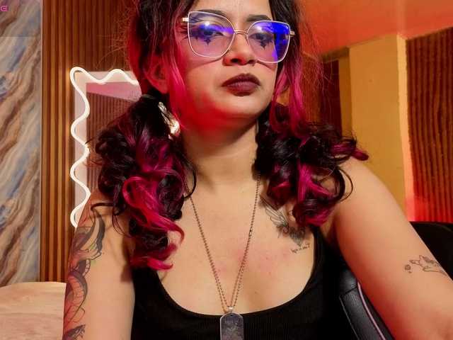 Kristen-tay live cam on BongaCams