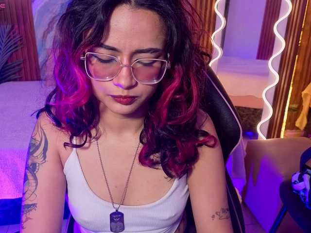 Kristen-tay live cam on BongaCams
