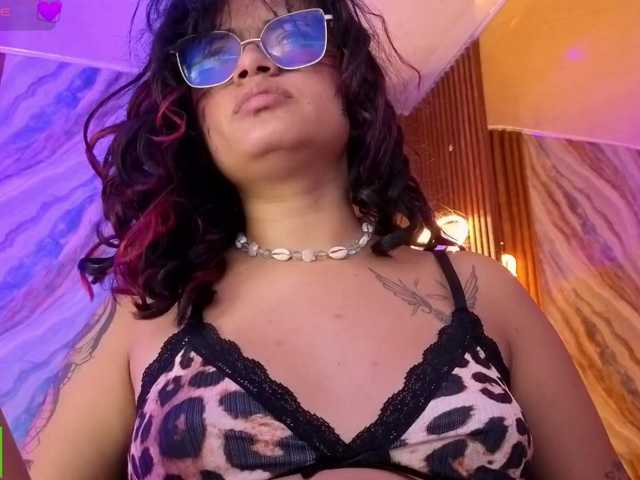 Kristen-tay live cam on BongaCams