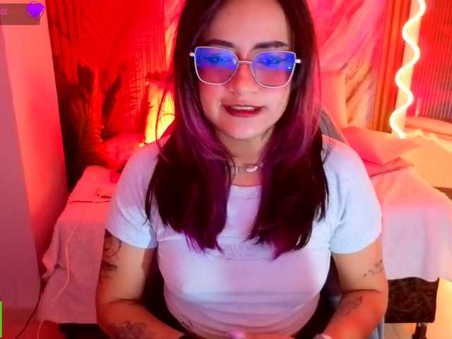 Kristen-tay live cam on BongaCams