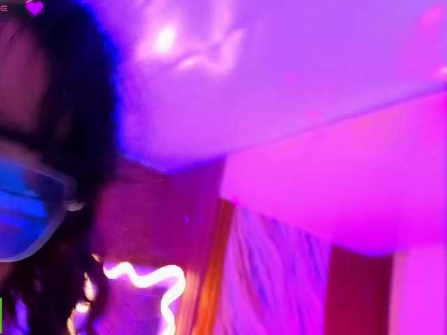 Kristen-tay live cam on BongaCams