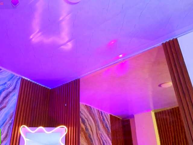 Kristen-tay live cam on BongaCams
