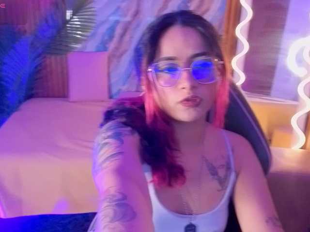 Kristen-tay live cam on BongaCams