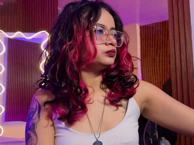 Kristen-tay live cam on BongaCams