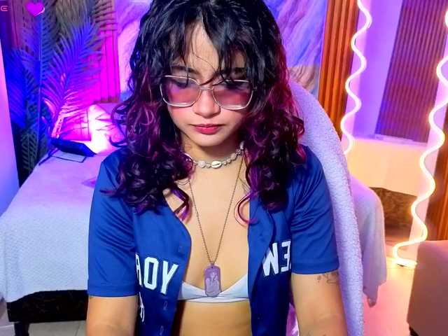 Kristen-tay live cam on BongaCams