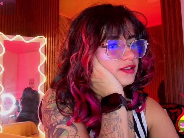 Kristen-tay live cam on BongaCams