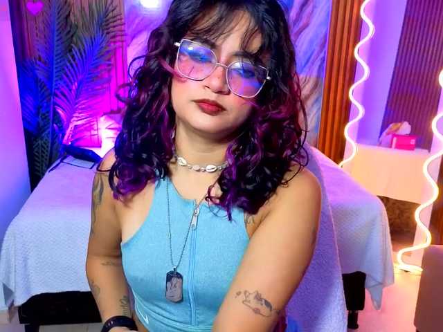 Kristen-tay live cam on BongaCams