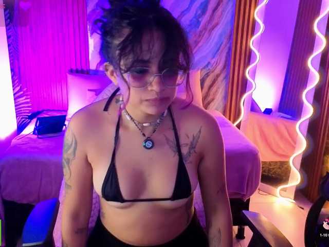 Kristen-tay