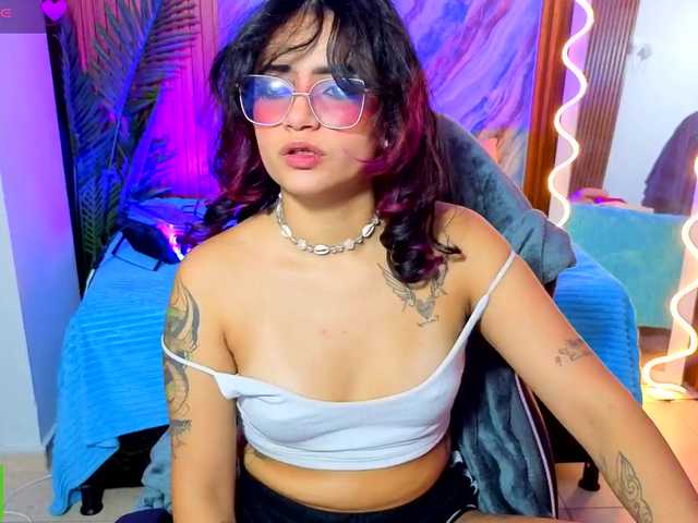 Kristen-tay live cam on BongaCams