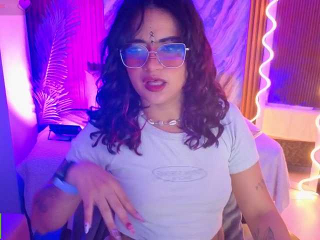 Kristen-tay live cam on BongaCams