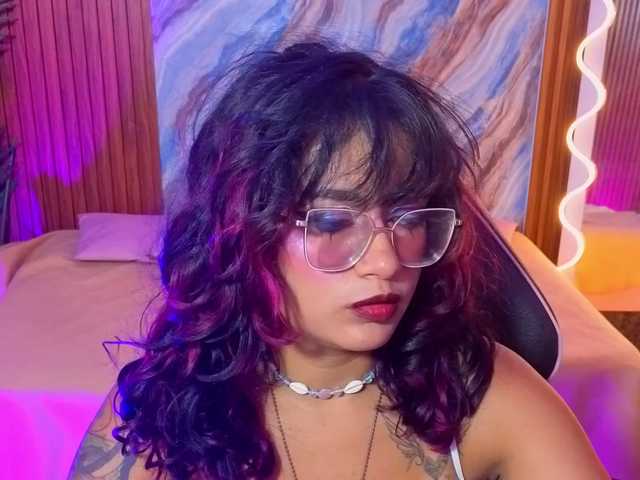 Kristen-tay live cam on BongaCams