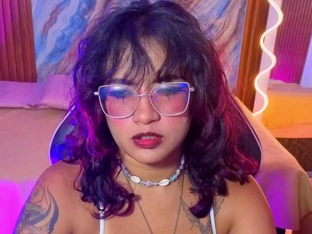 Kristen-tay live cam on BongaCams
