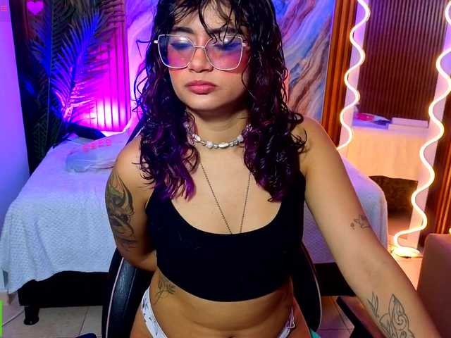 Kristen-tay live cam on BongaCams